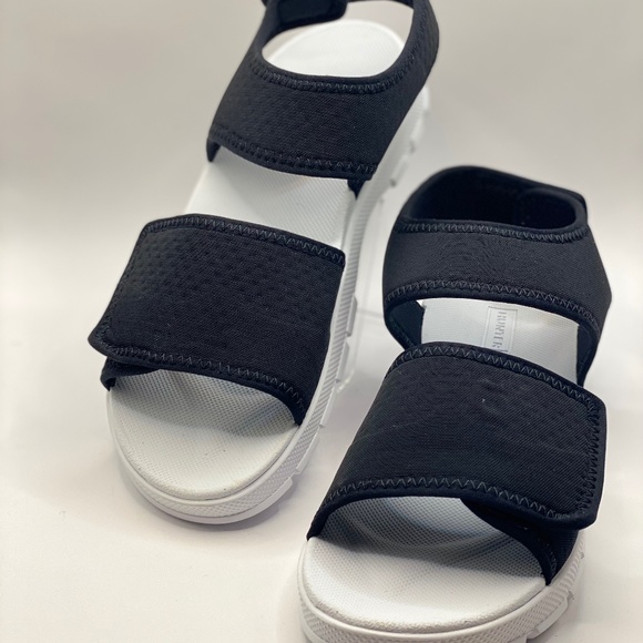 Hunter Shoes - Hunter Original Outdoor Sandal white black 8